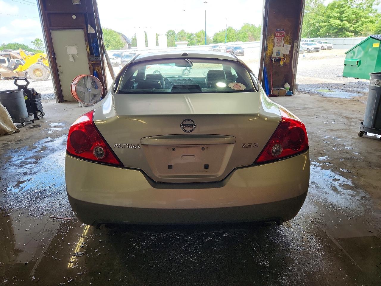2009 NISSAN ALTIMA