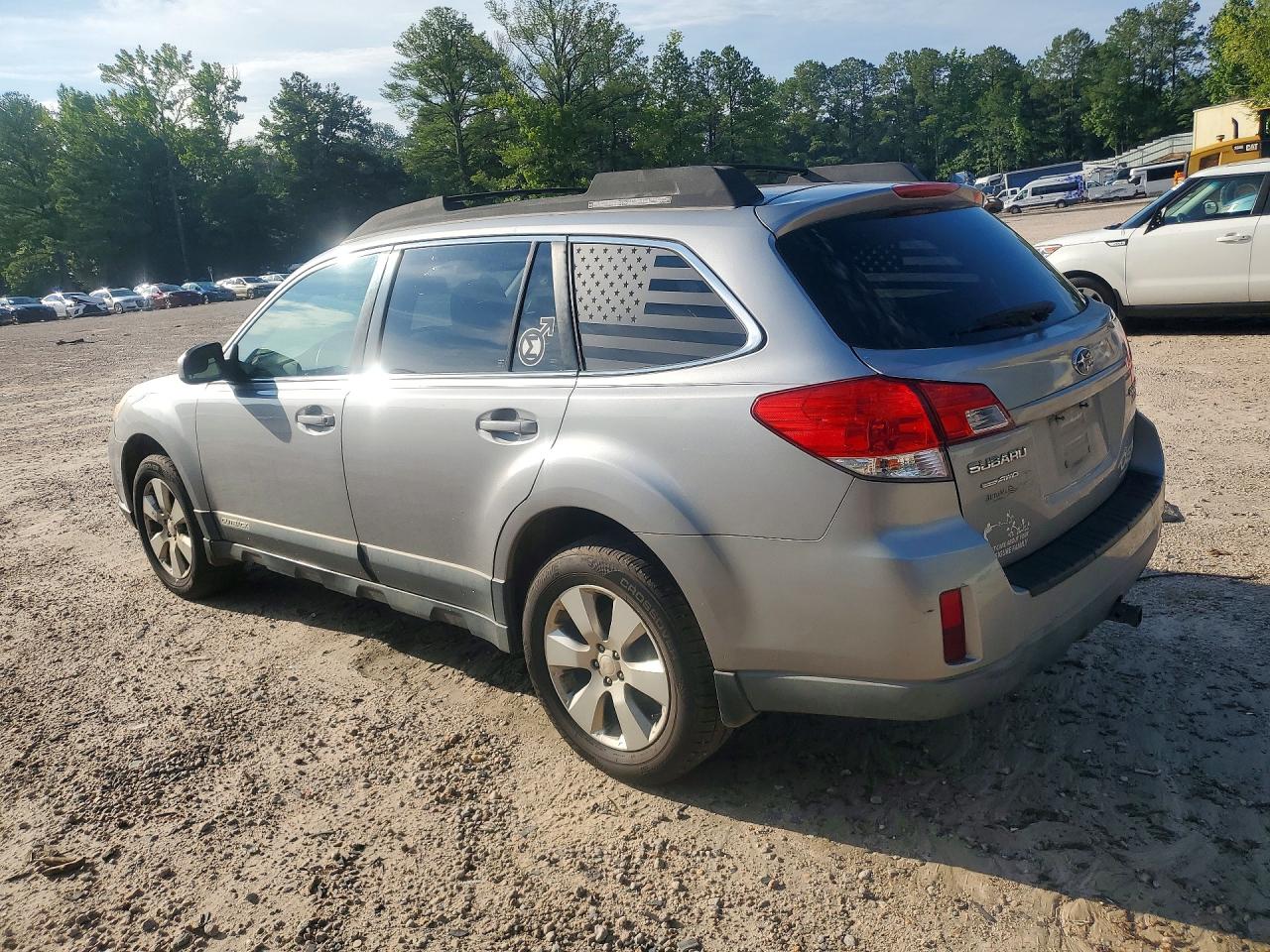 2010 SUBARU OUTBACK