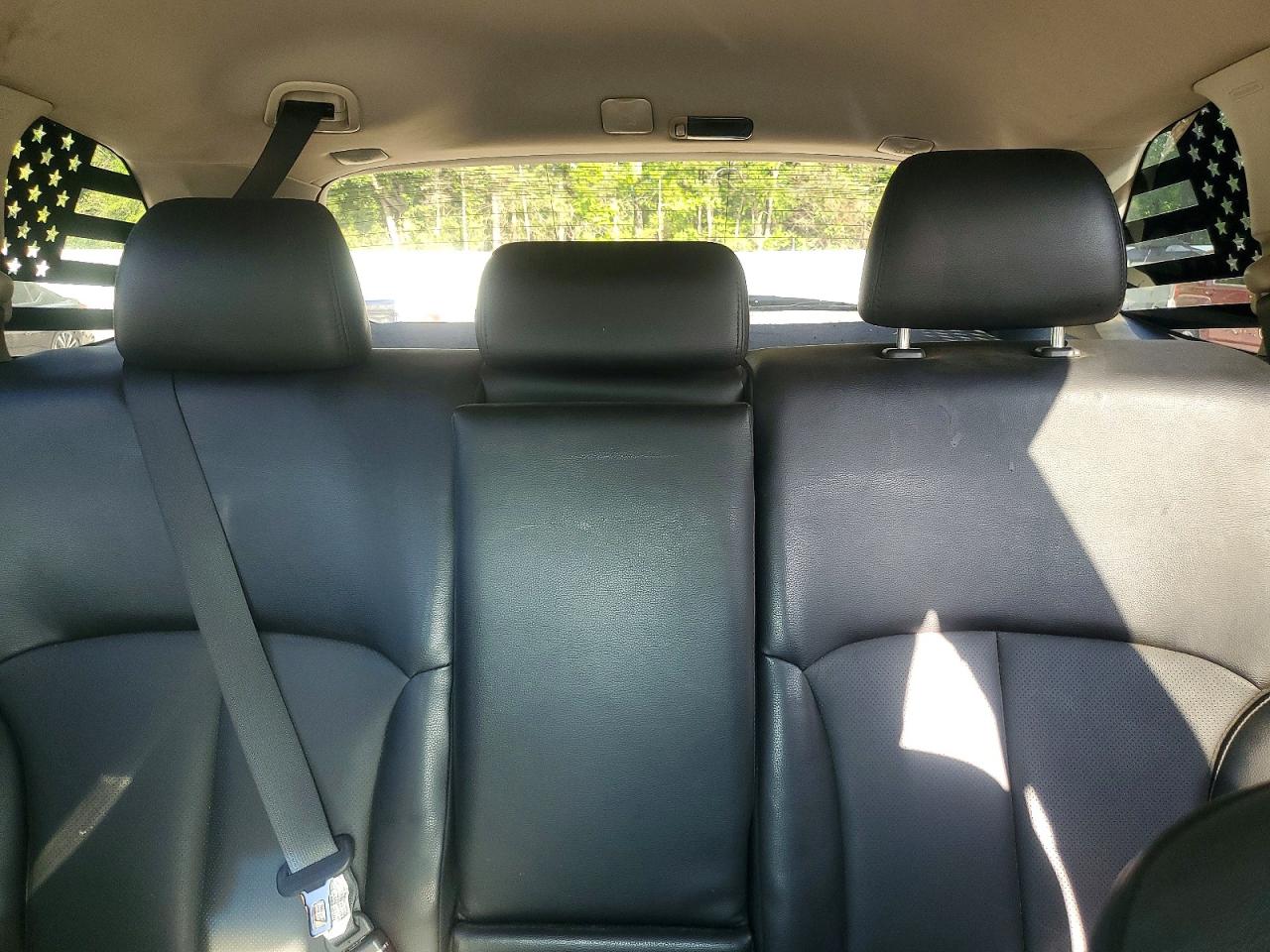 2010 SUBARU OUTBACK