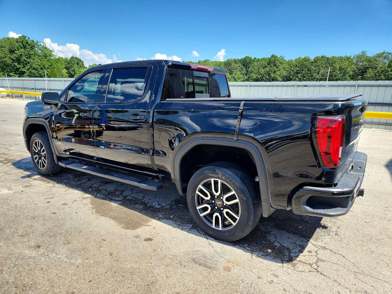 2020 GMC SIERRA
