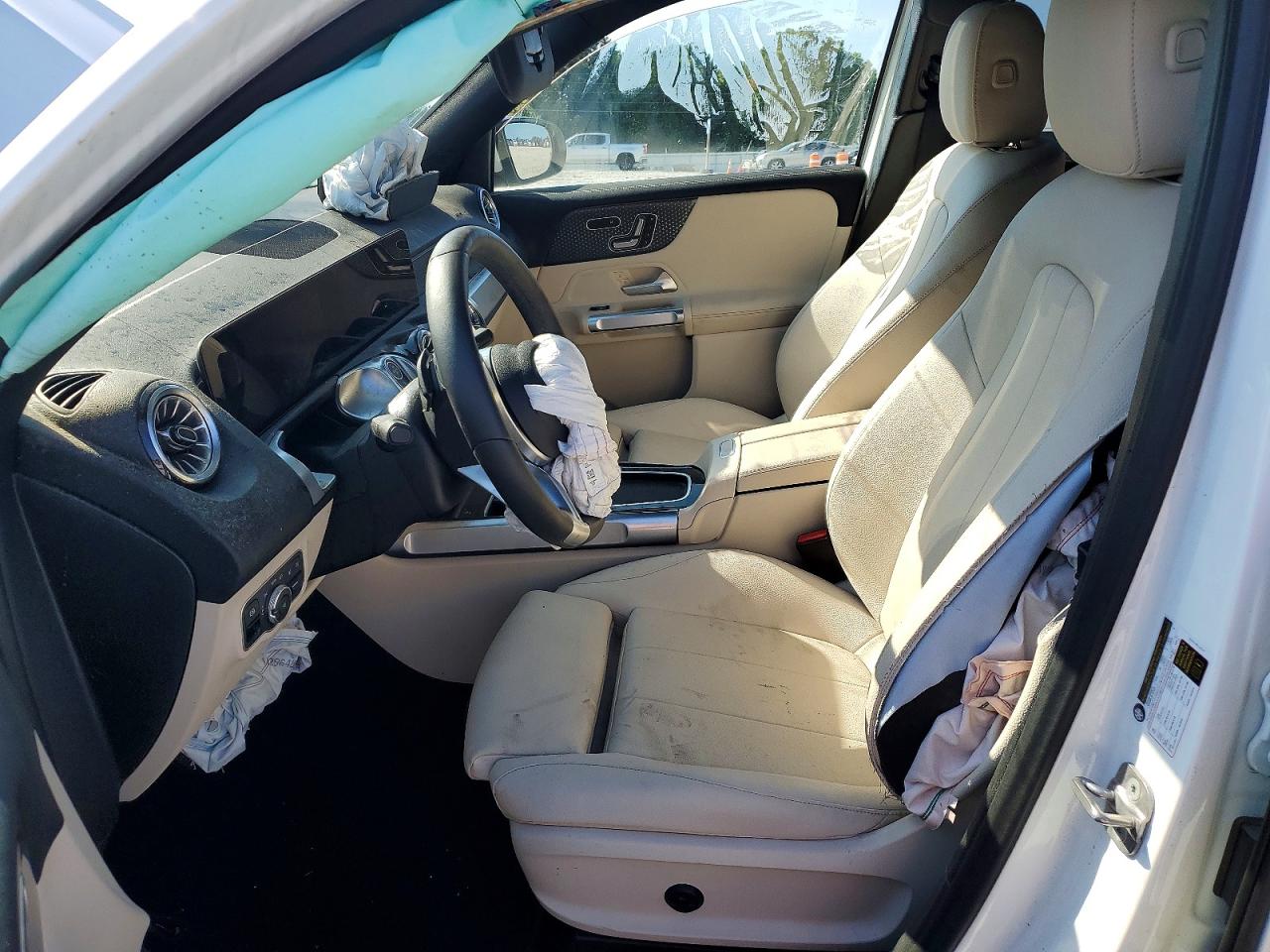 2025 MERCEDES-BENZ GLB-CLASS