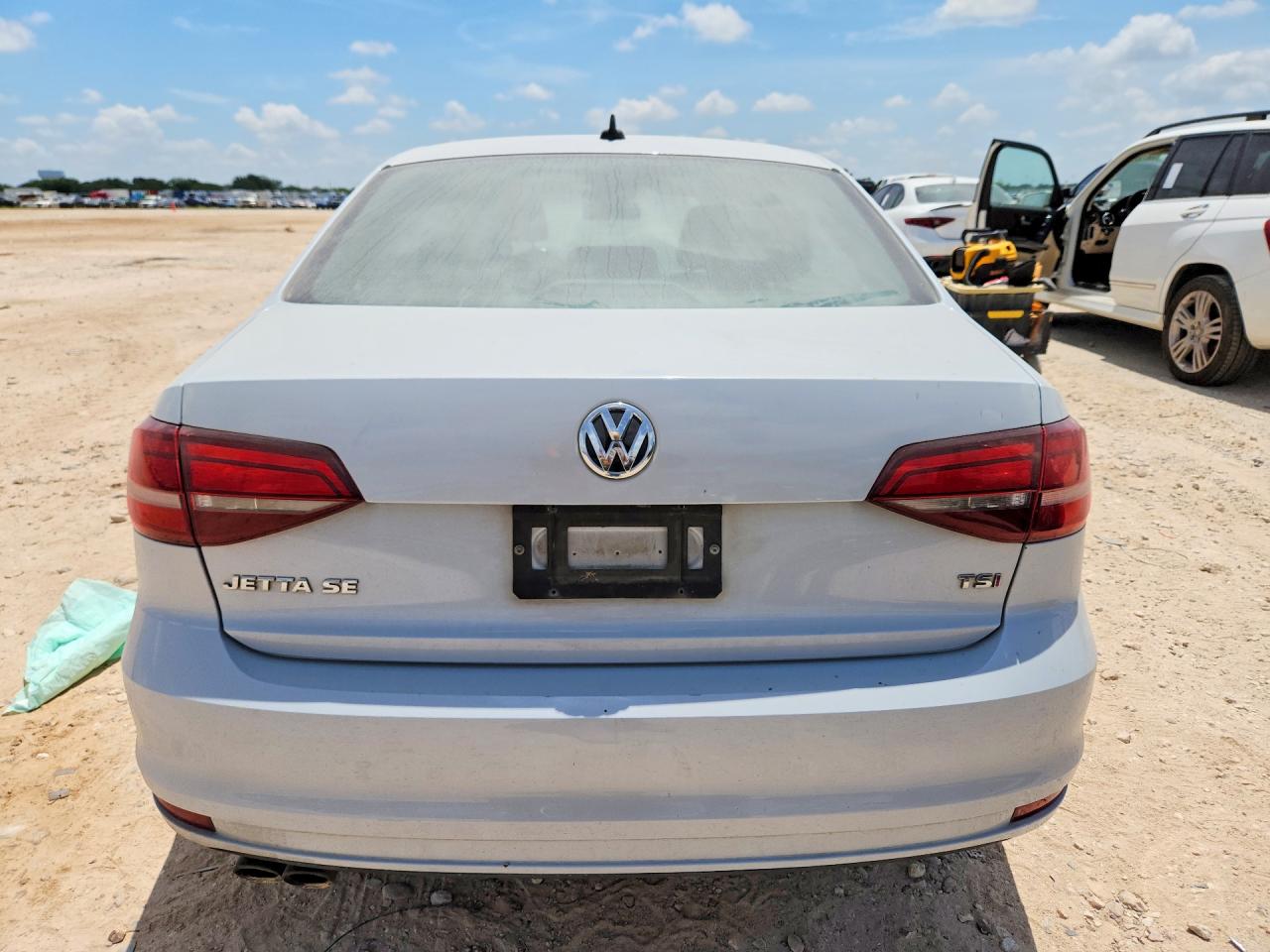 2017 VOLKSWAGEN JETTA