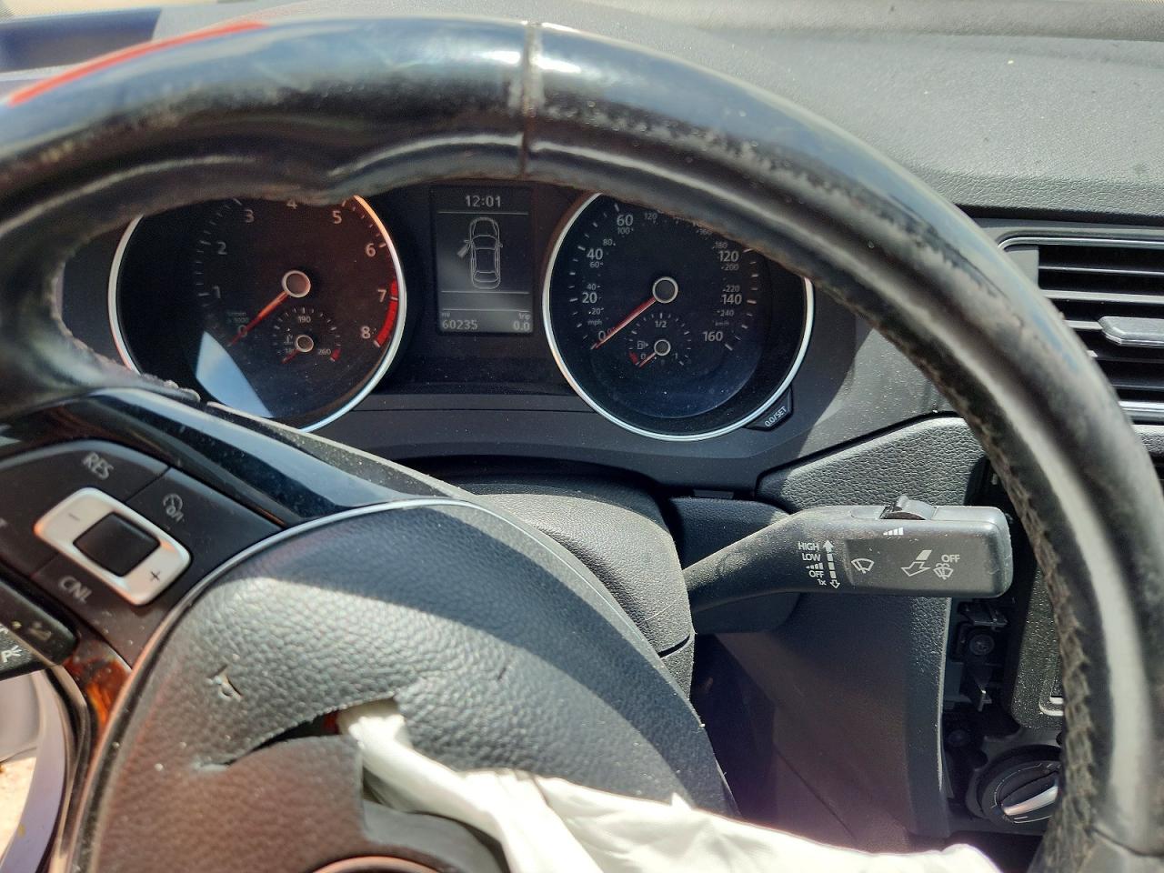 2017 VOLKSWAGEN JETTA