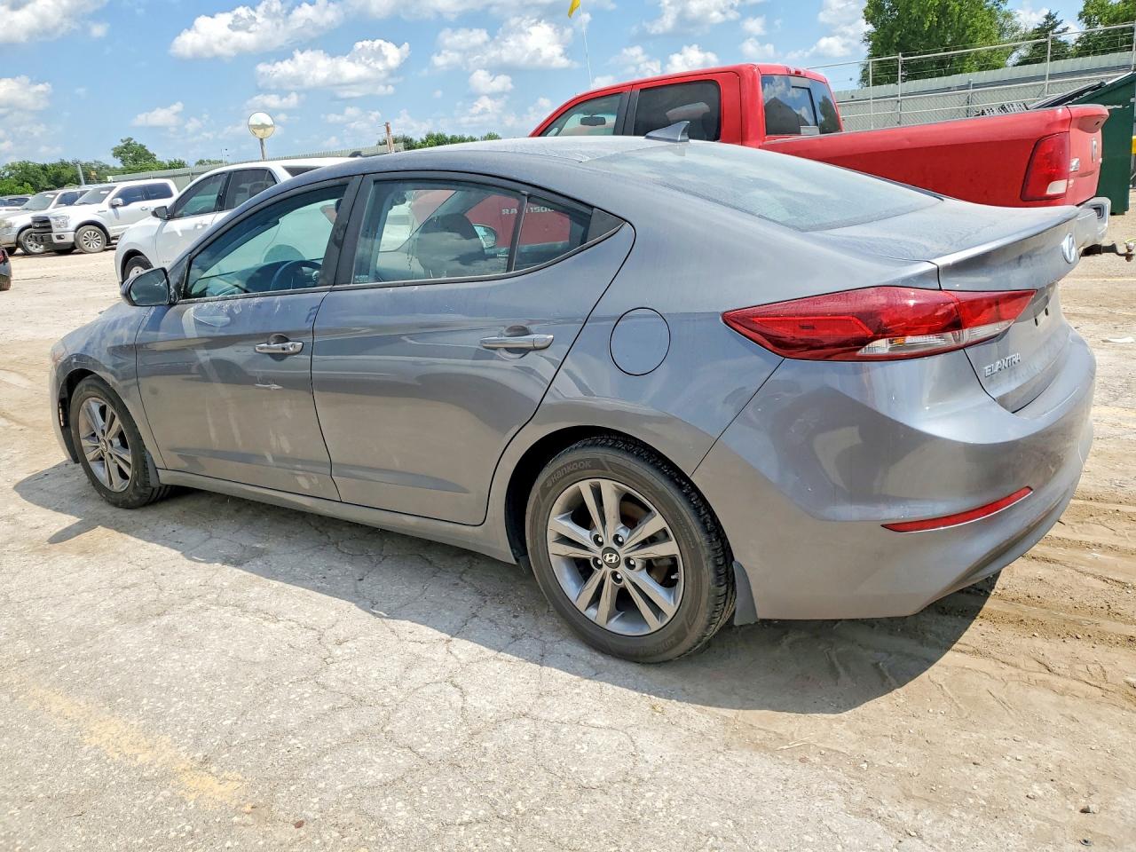 2018 HYUNDAI ELANTRA