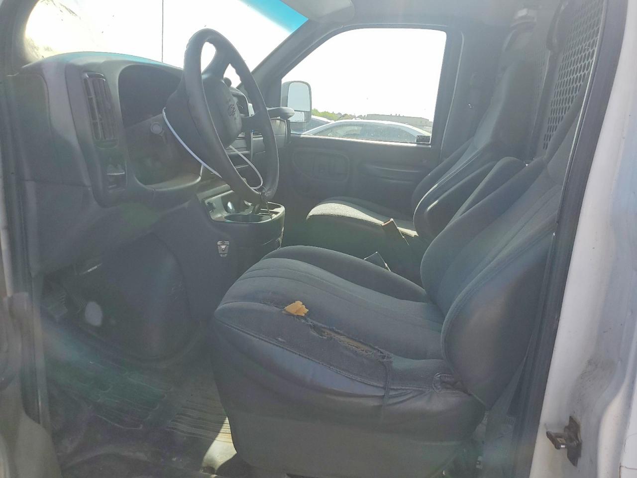 2002 CHEVROLET EXPRESS
