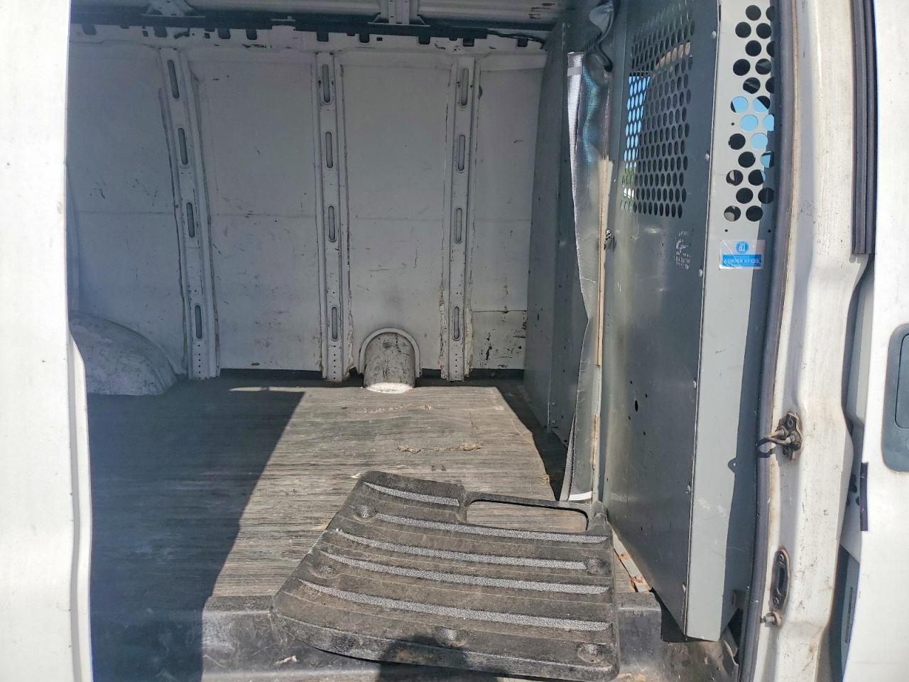2002 CHEVROLET EXPRESS