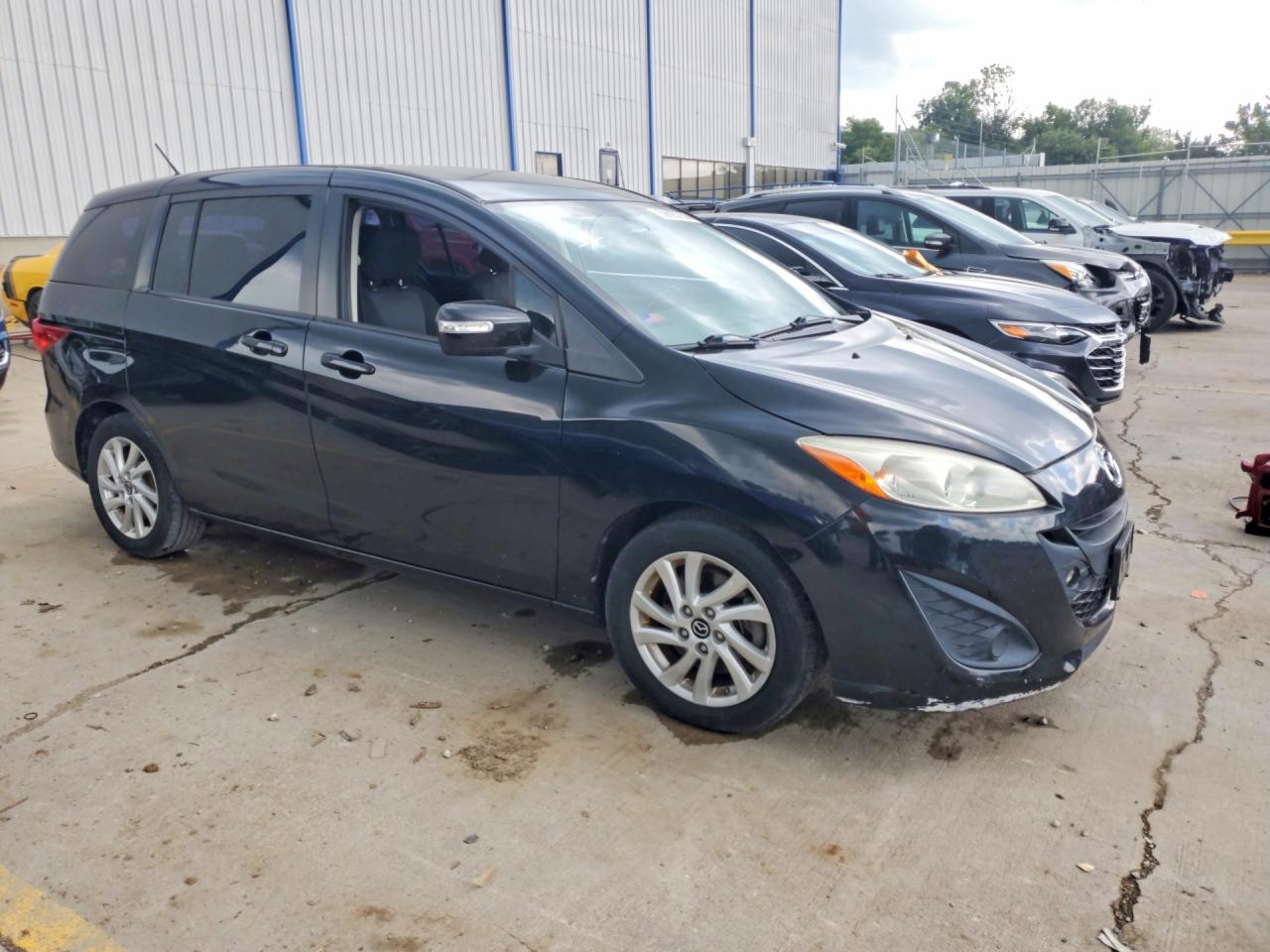 2013 MAZDA 5