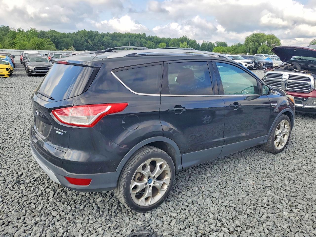 2013 FORD ESCAPE