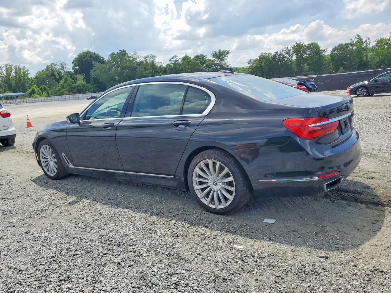 2016 BMW 7 SERIES