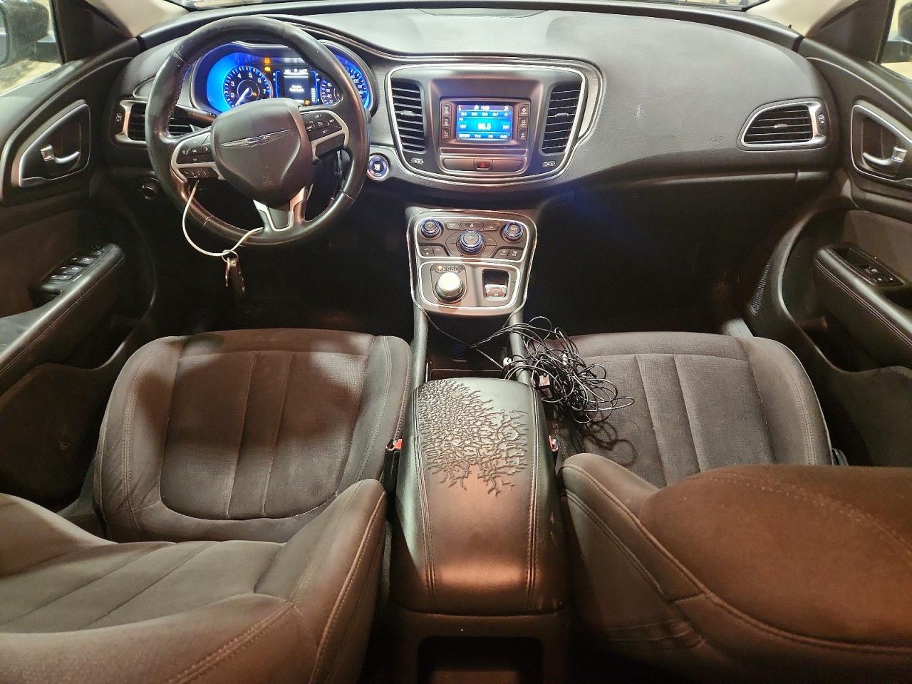 2015 CHRYSLER 200