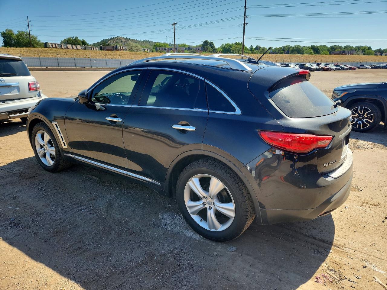 2011 INFINITI FX35