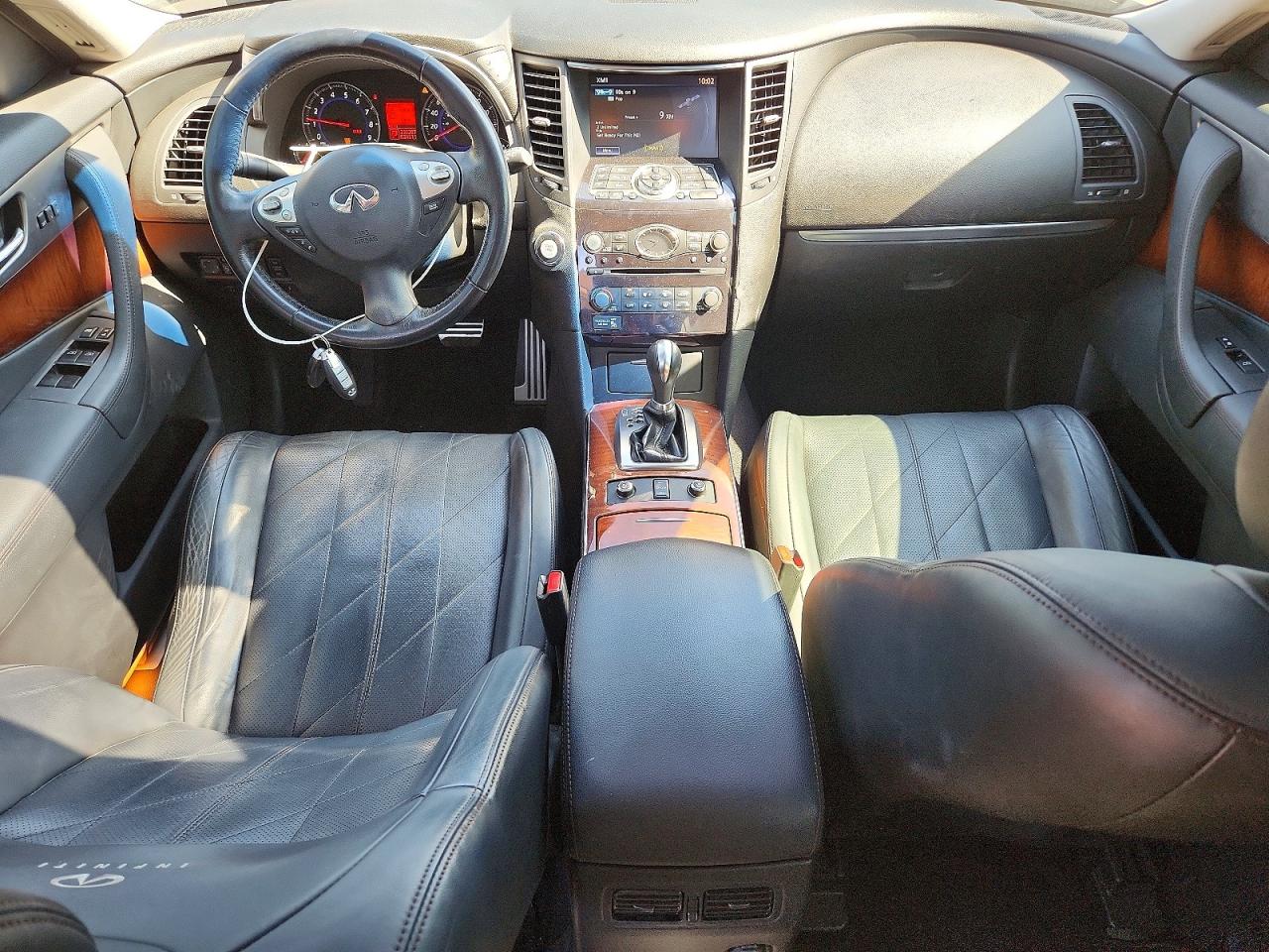 2011 INFINITI FX35