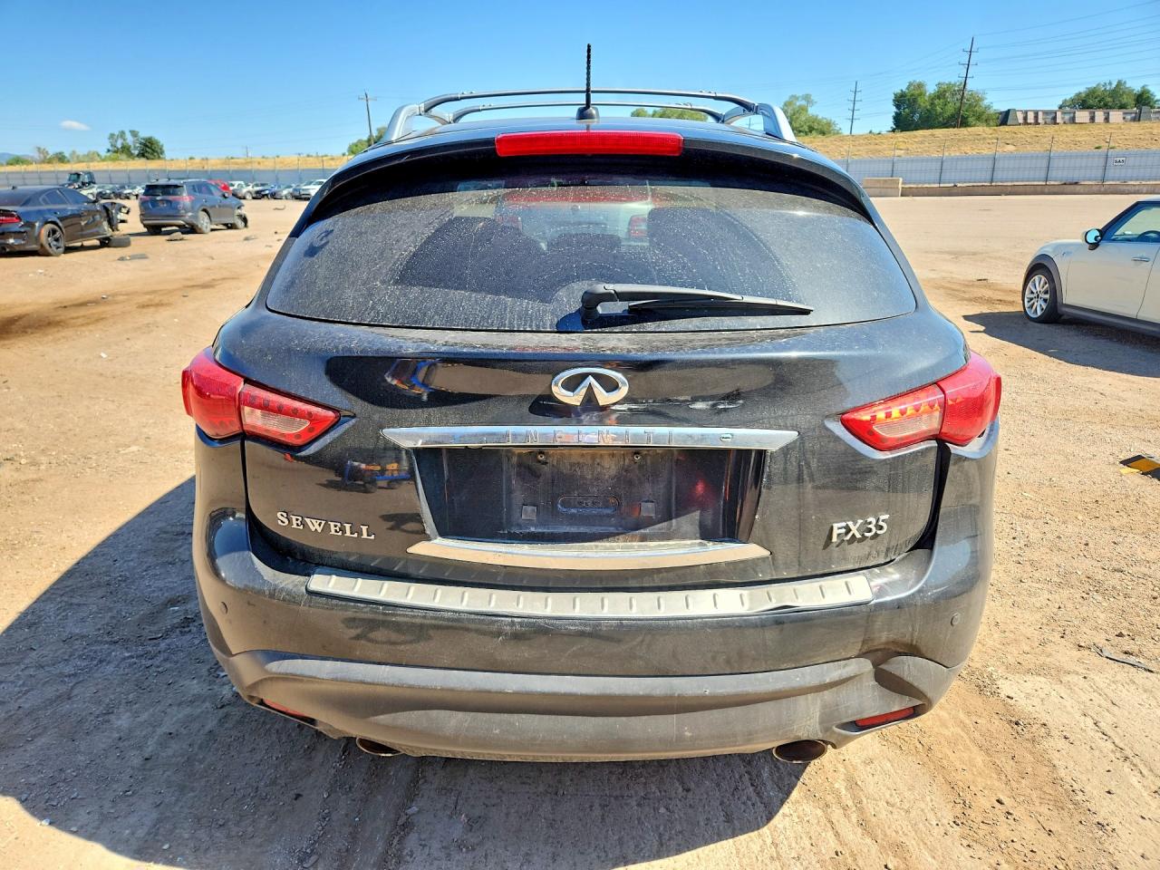 2011 INFINITI FX35