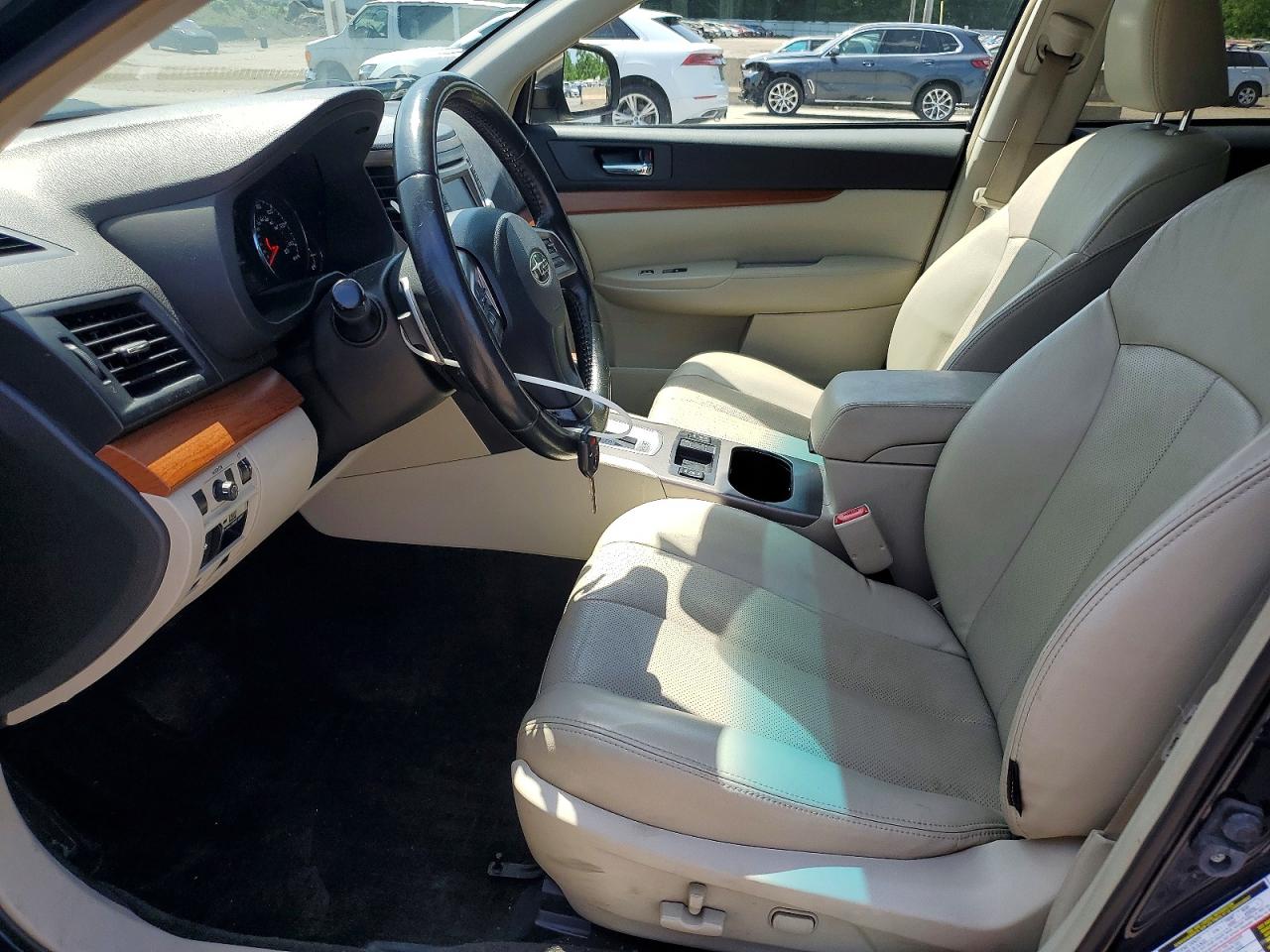 2013 SUBARU OUTBACK