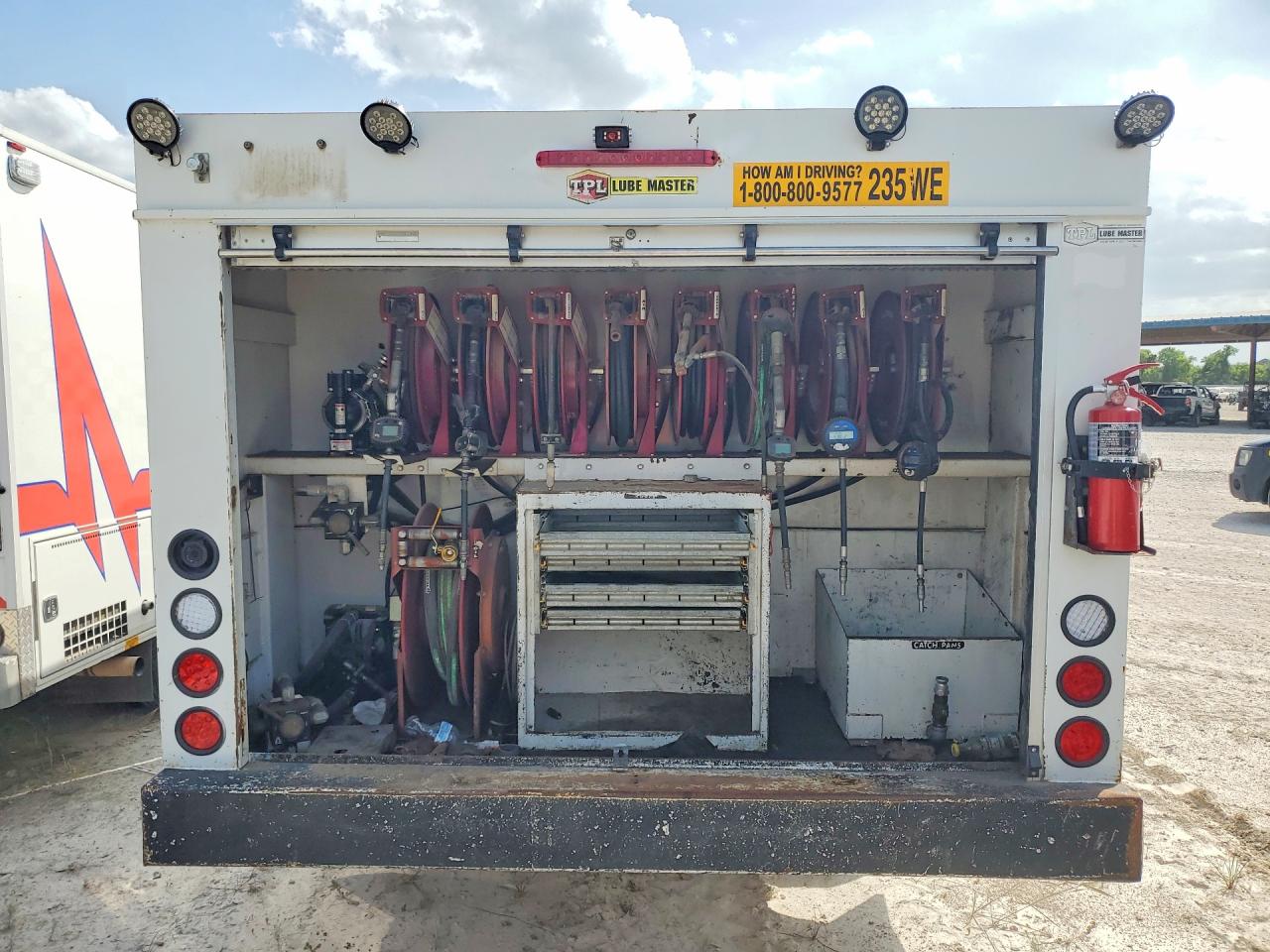 2012 FORD F750