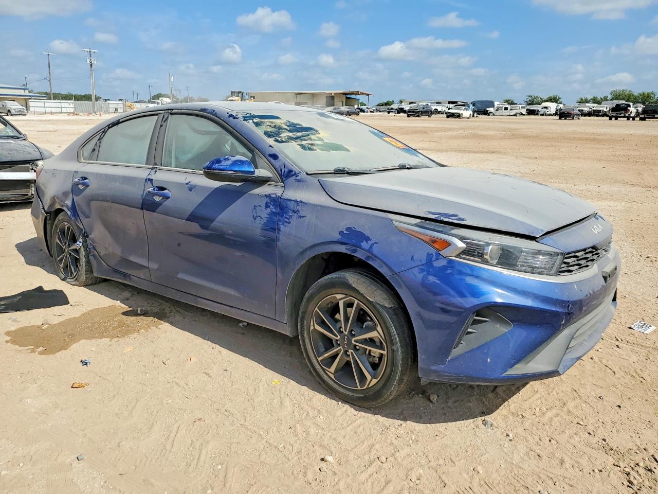 2023 KIA FORTE LXS