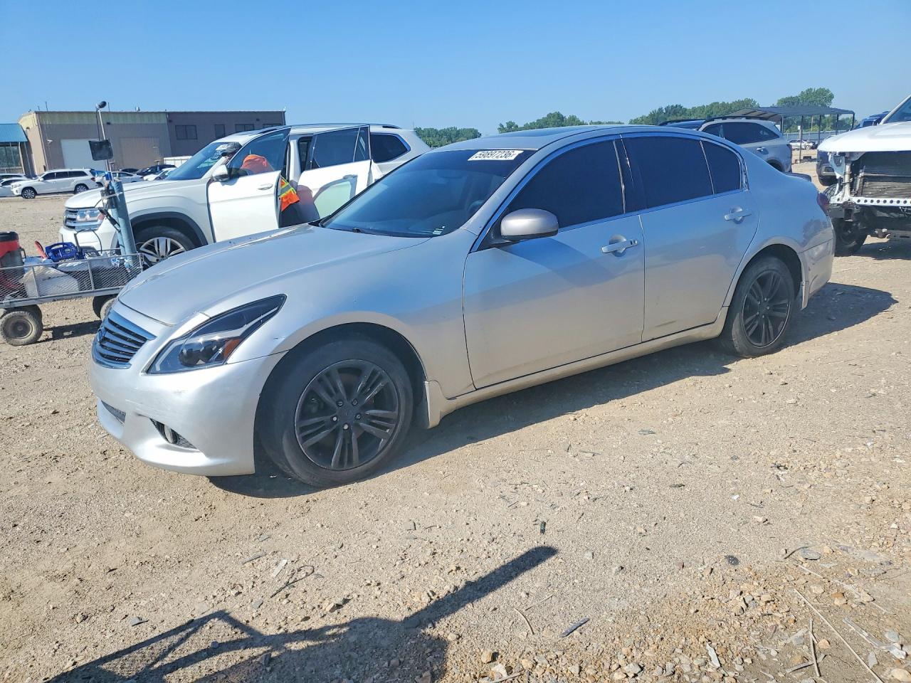 2012 INFINITI G37