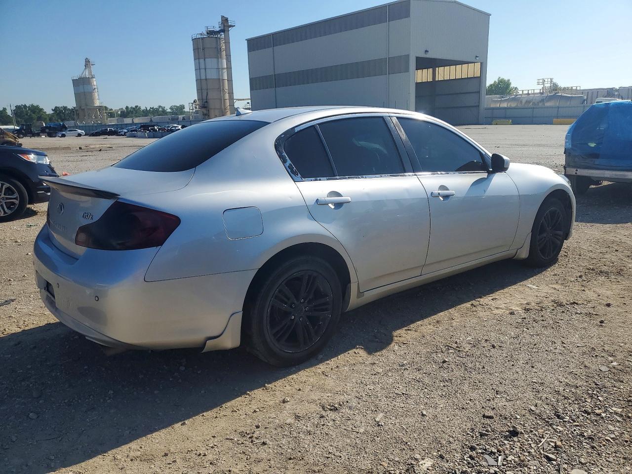 2012 INFINITI G37