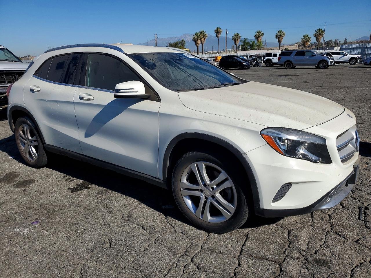 2017 MERCEDES-BENZ GLA-CLASS