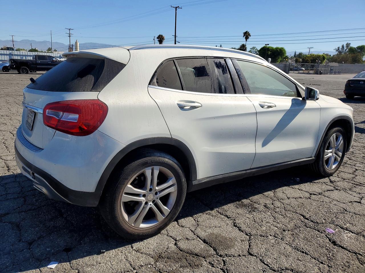 2017 MERCEDES-BENZ GLA-CLASS