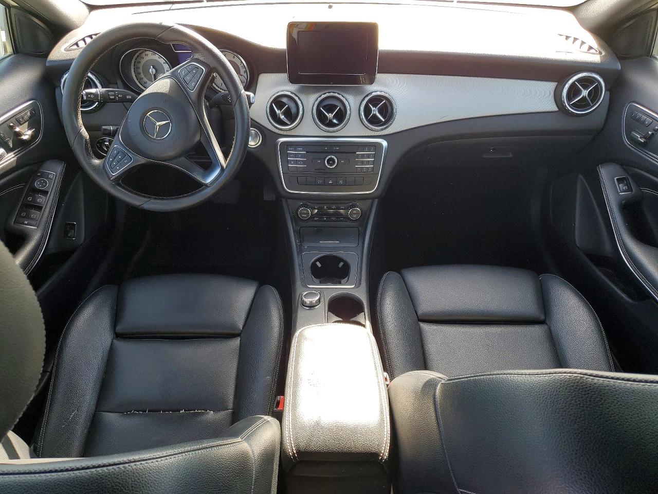 2017 MERCEDES-BENZ GLA-CLASS