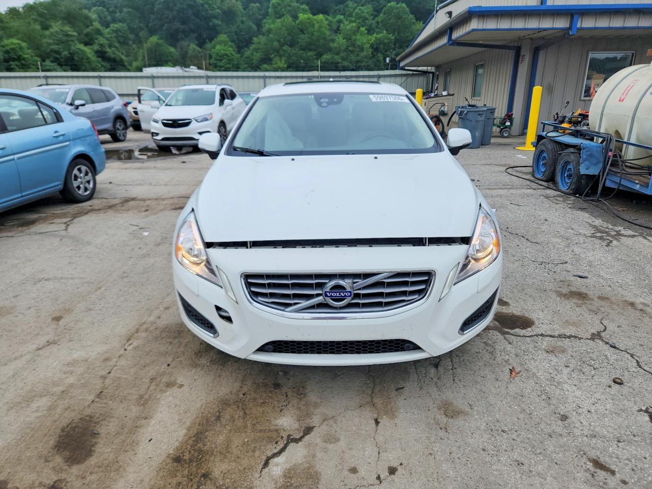 2013 VOLVO S60