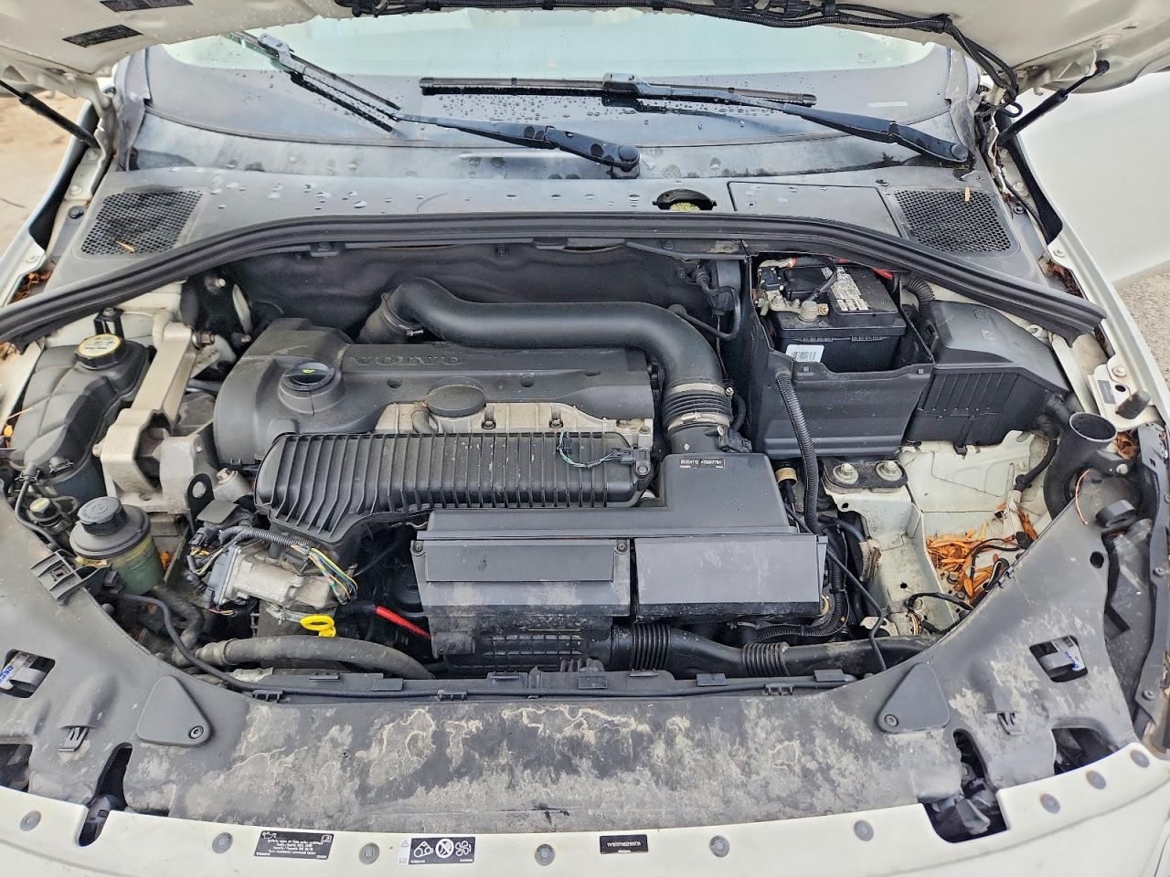 2013 VOLVO S60
