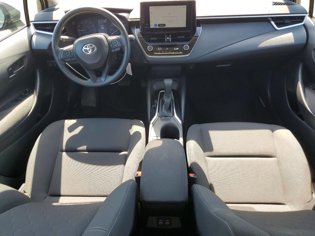 2025 TOYOTA COROLLA