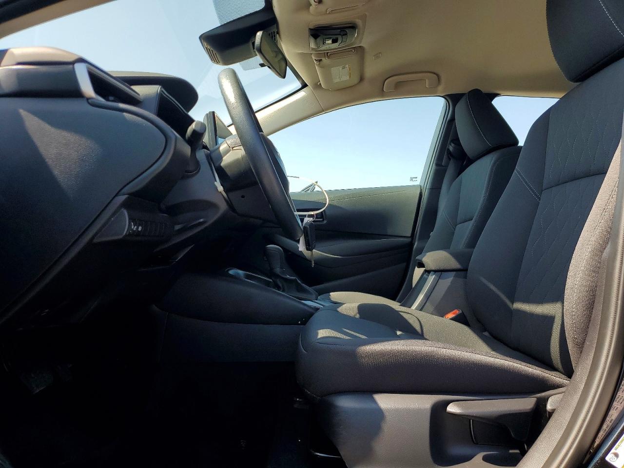 2025 TOYOTA COROLLA