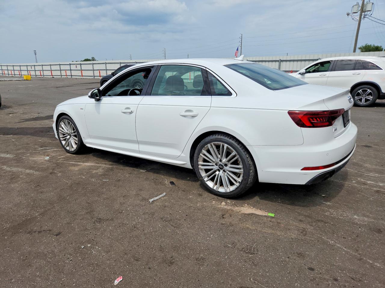 2018 AUDI A4