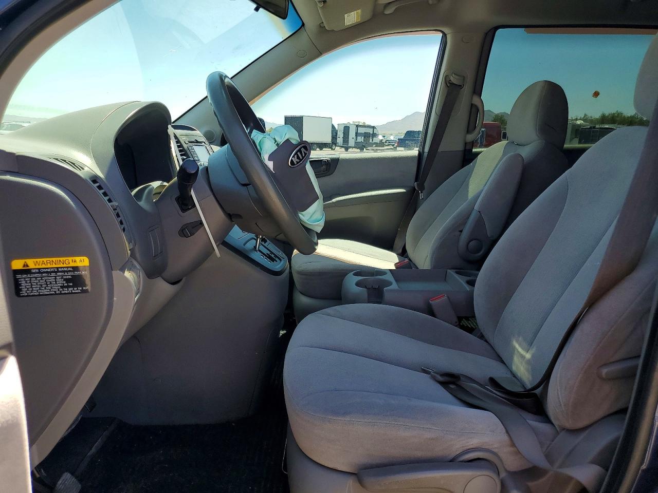 2009 KIA SEDONA