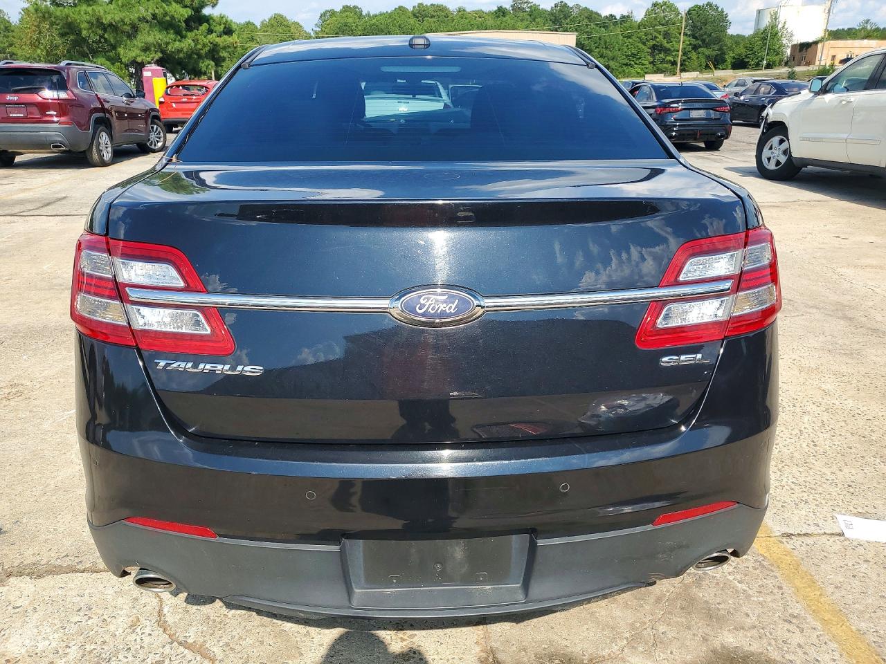 2019 FORD TAURUS