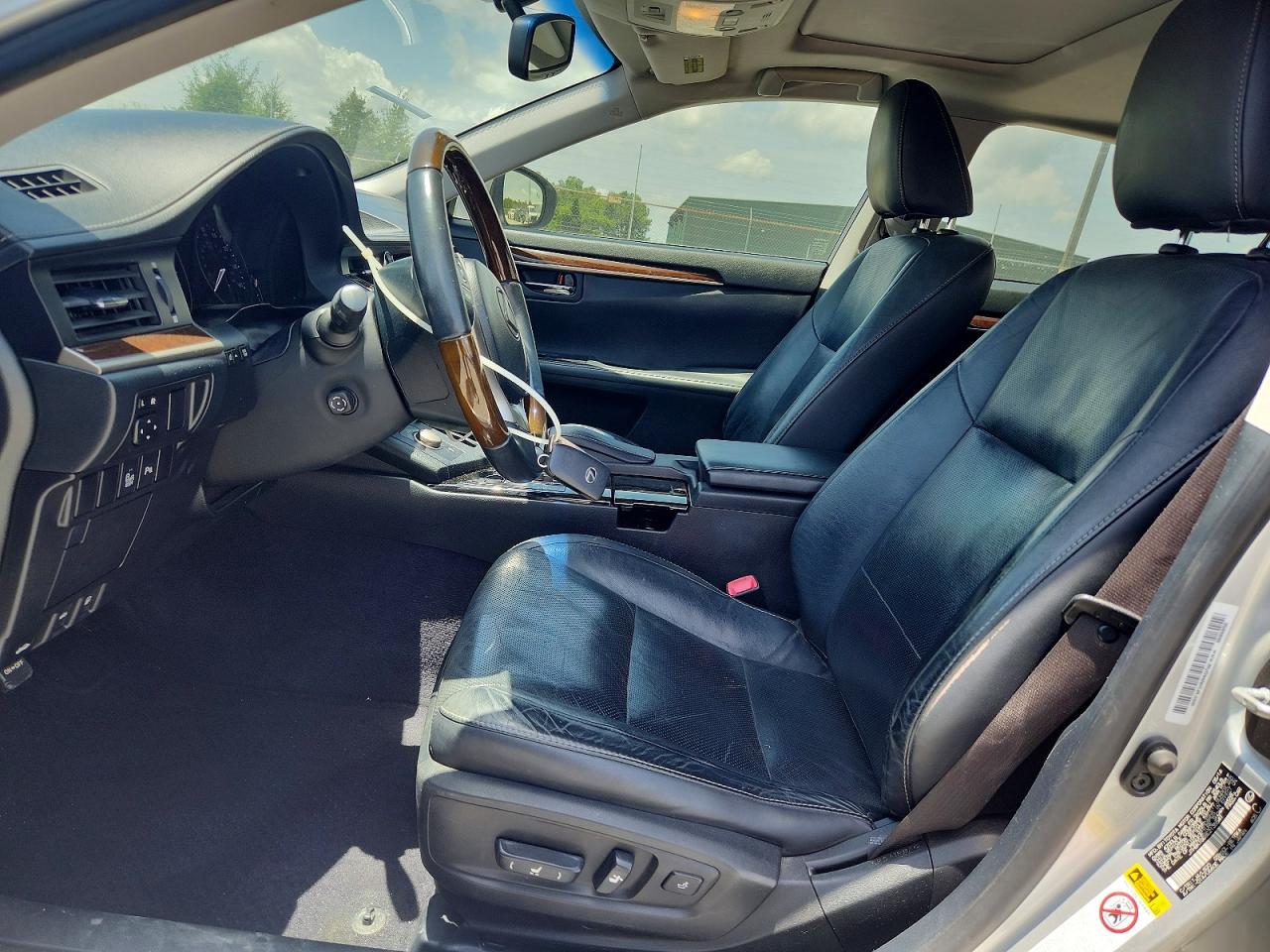 2014 LEXUS ES350