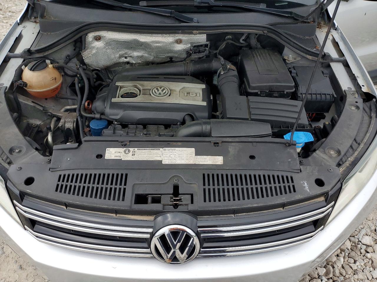 2012 VOLKSWAGEN TIGUAN