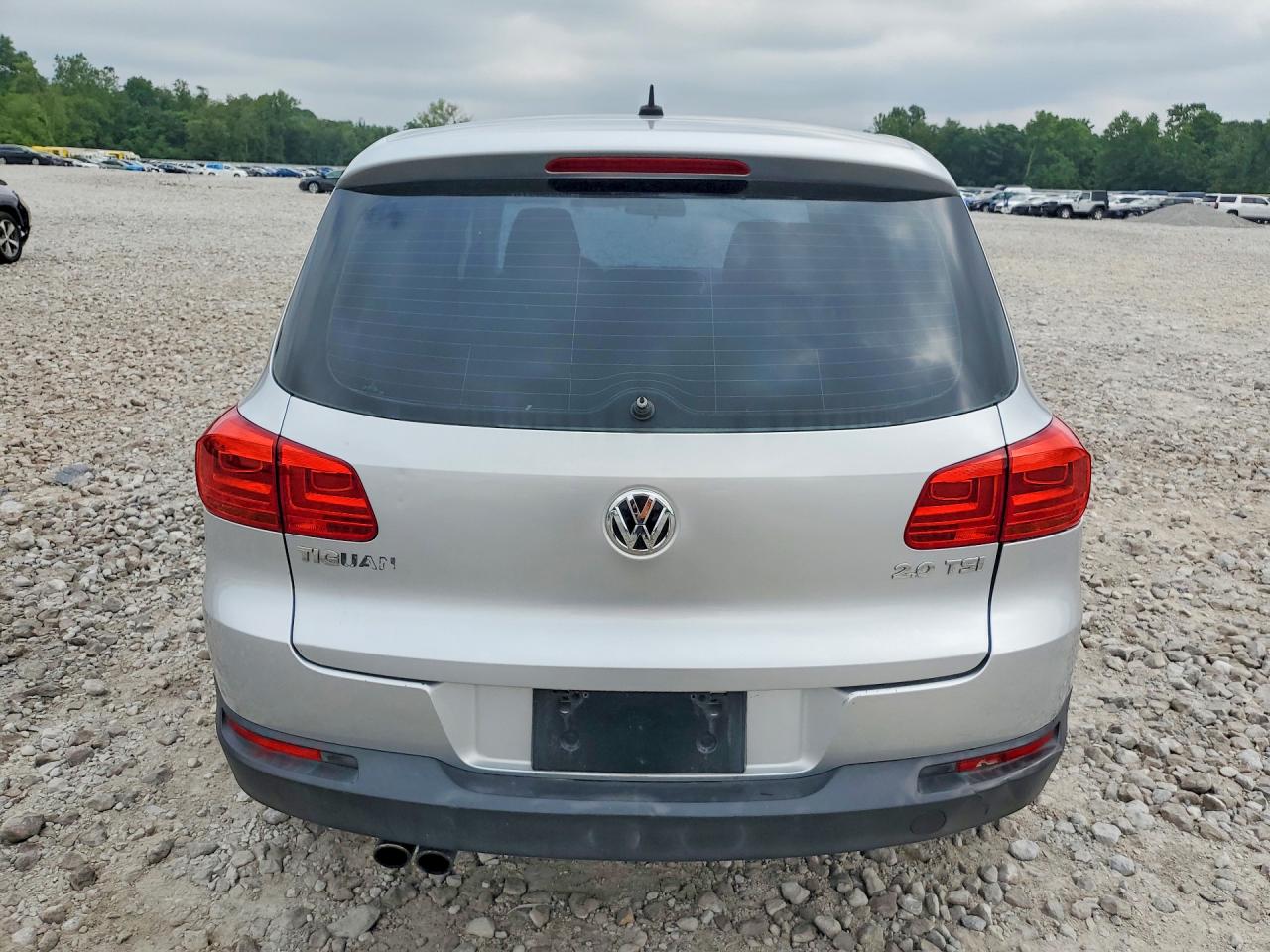 2012 VOLKSWAGEN TIGUAN