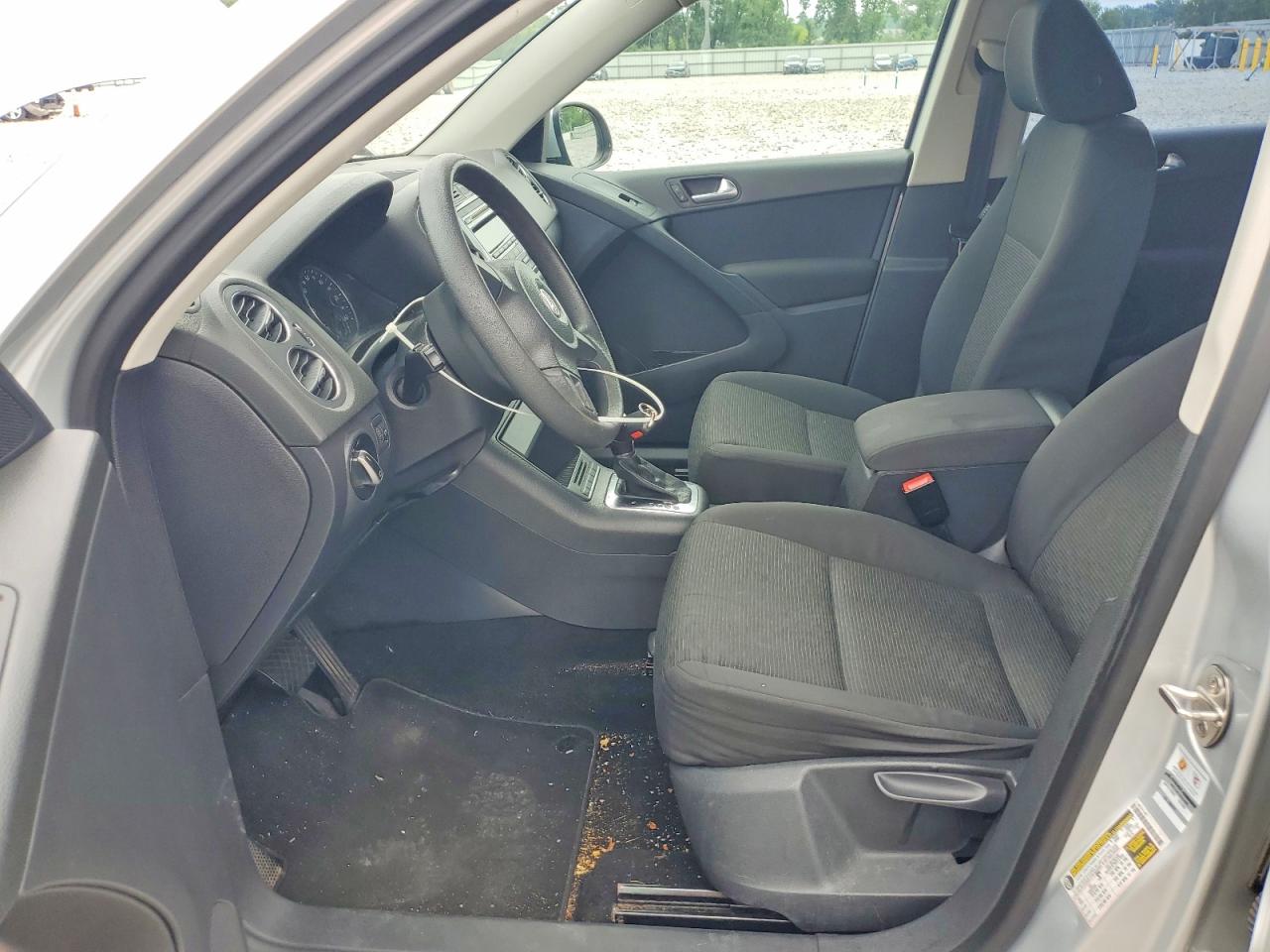 2012 VOLKSWAGEN TIGUAN