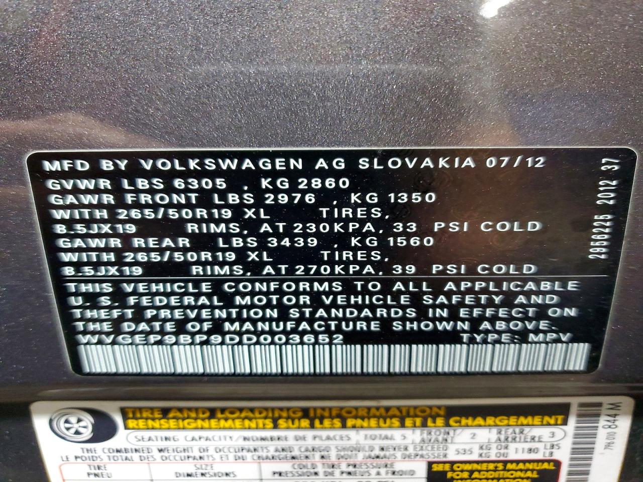2013 VOLKSWAGEN TOUAREG