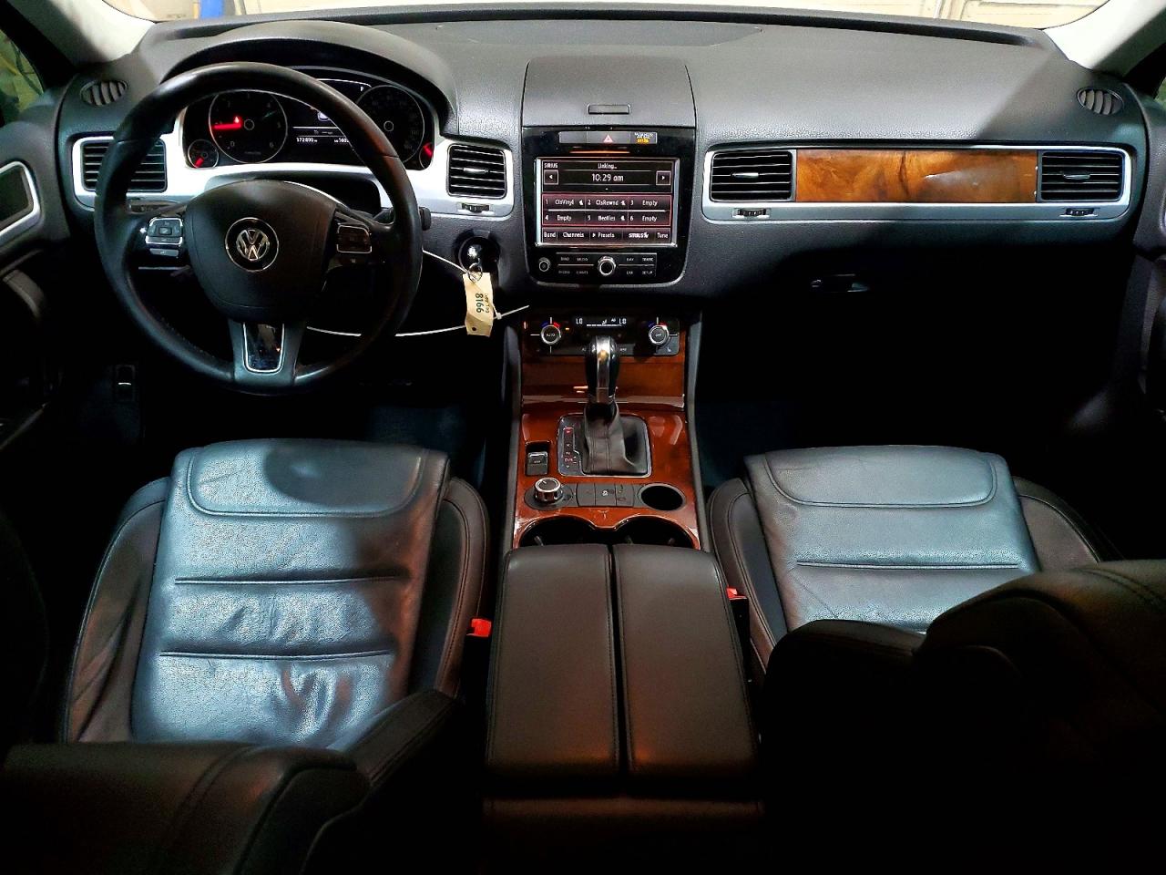 2013 VOLKSWAGEN TOUAREG