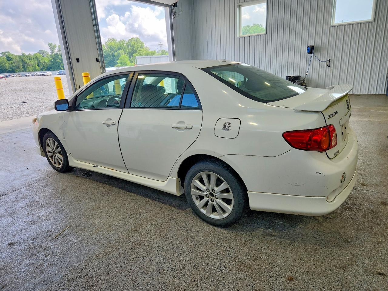 2010 TOYOTA COROLLA