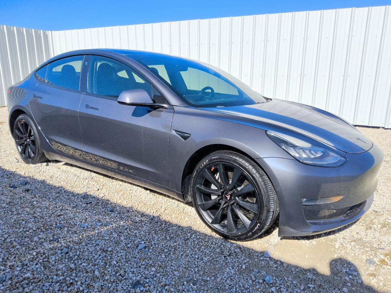 2018 TESLA MODEL 3