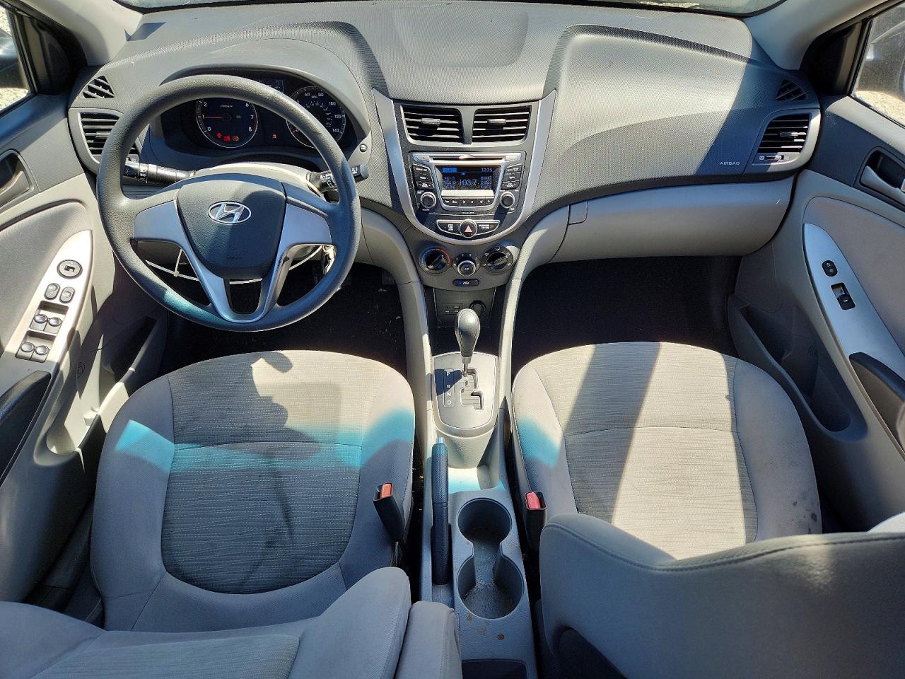2016 HYUNDAI ACCENT