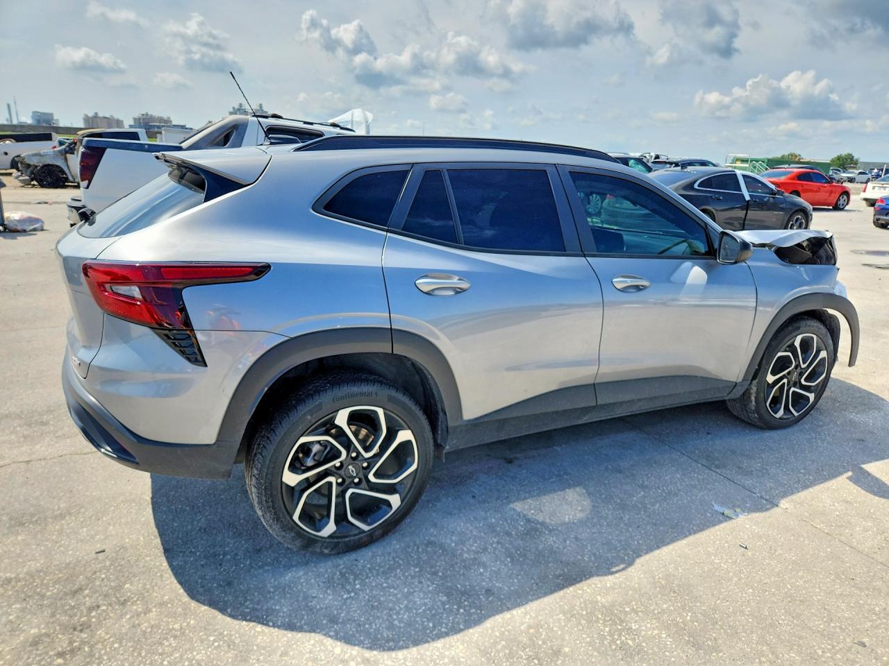 2025 CHEVROLET TRAX