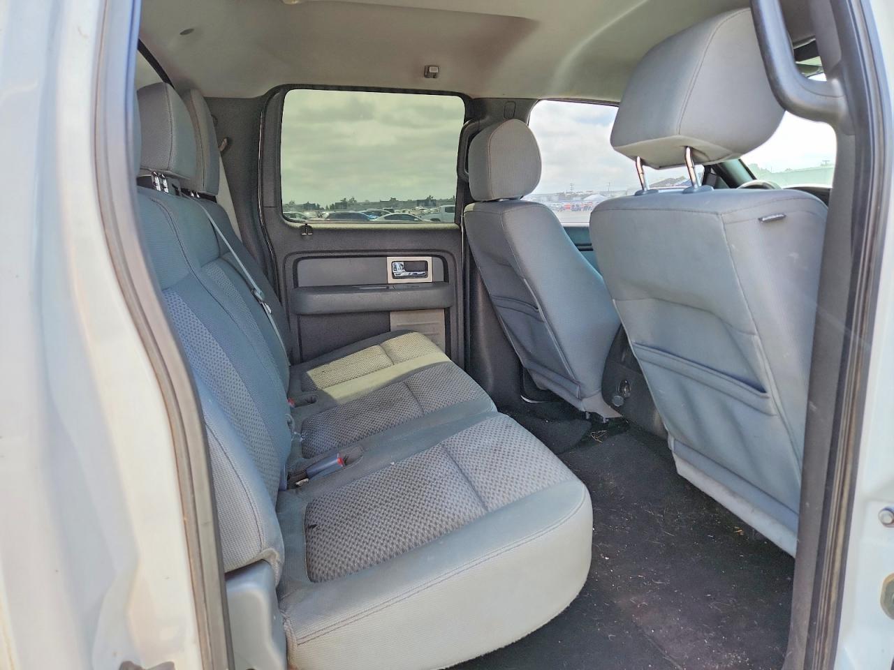 2011 FORD F150