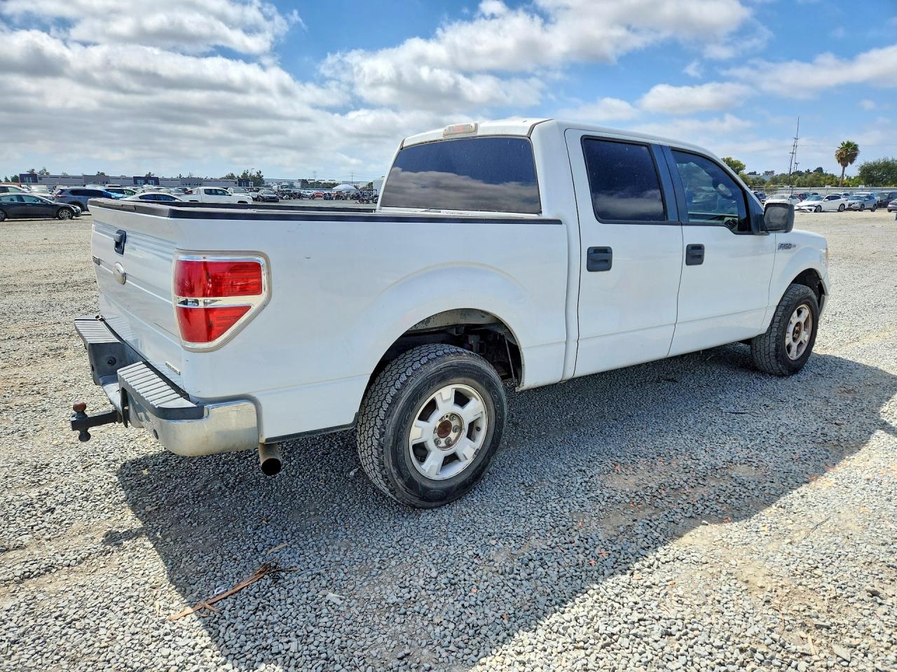 2011 FORD F150