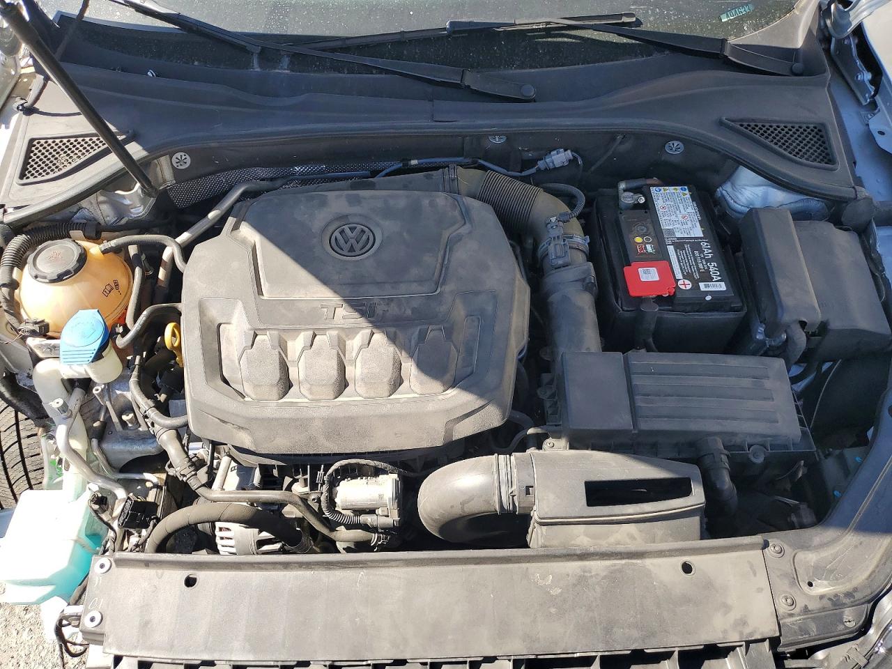 2018 VOLKSWAGEN PASSAT