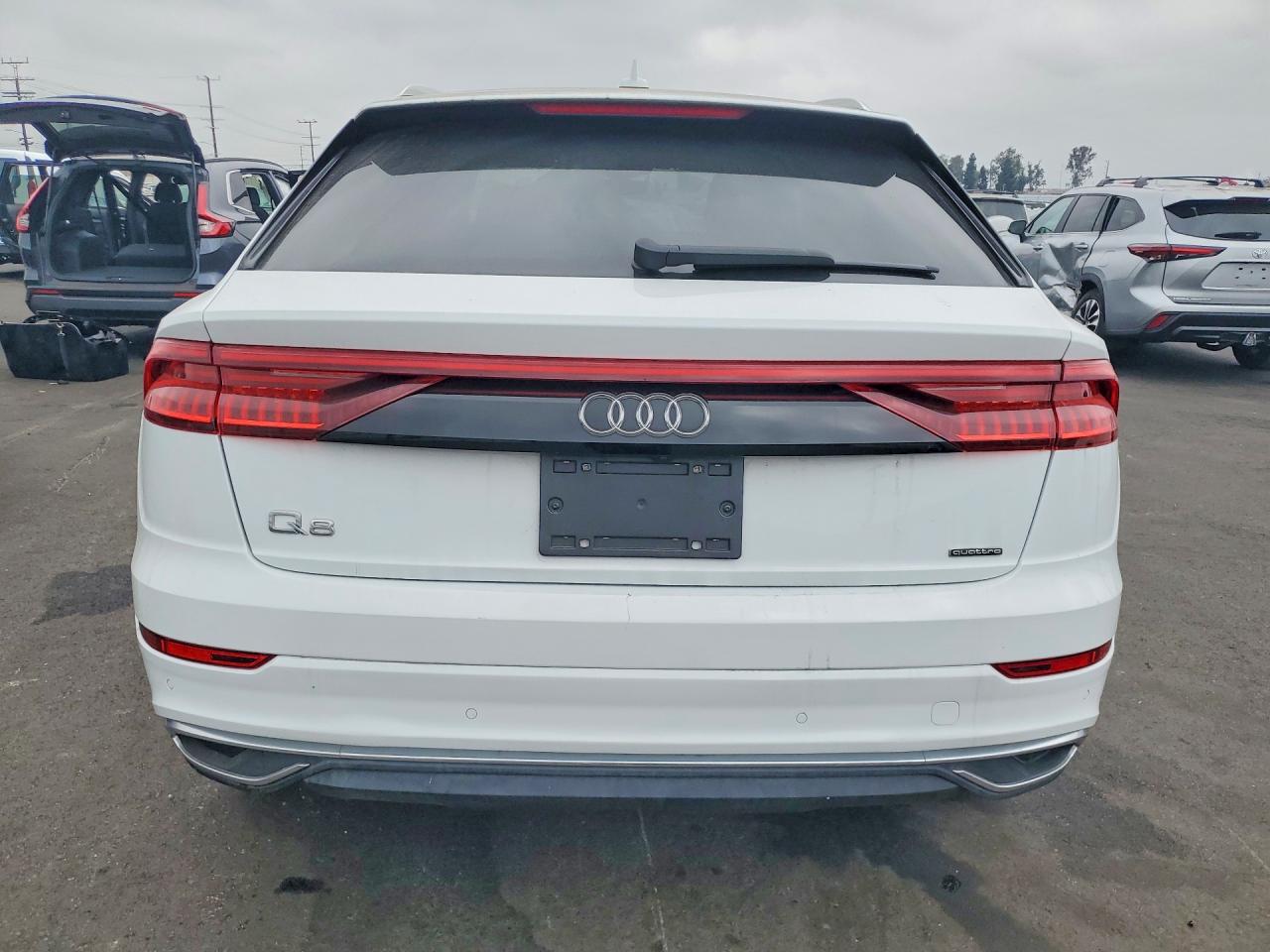 2023 AUDI Q8