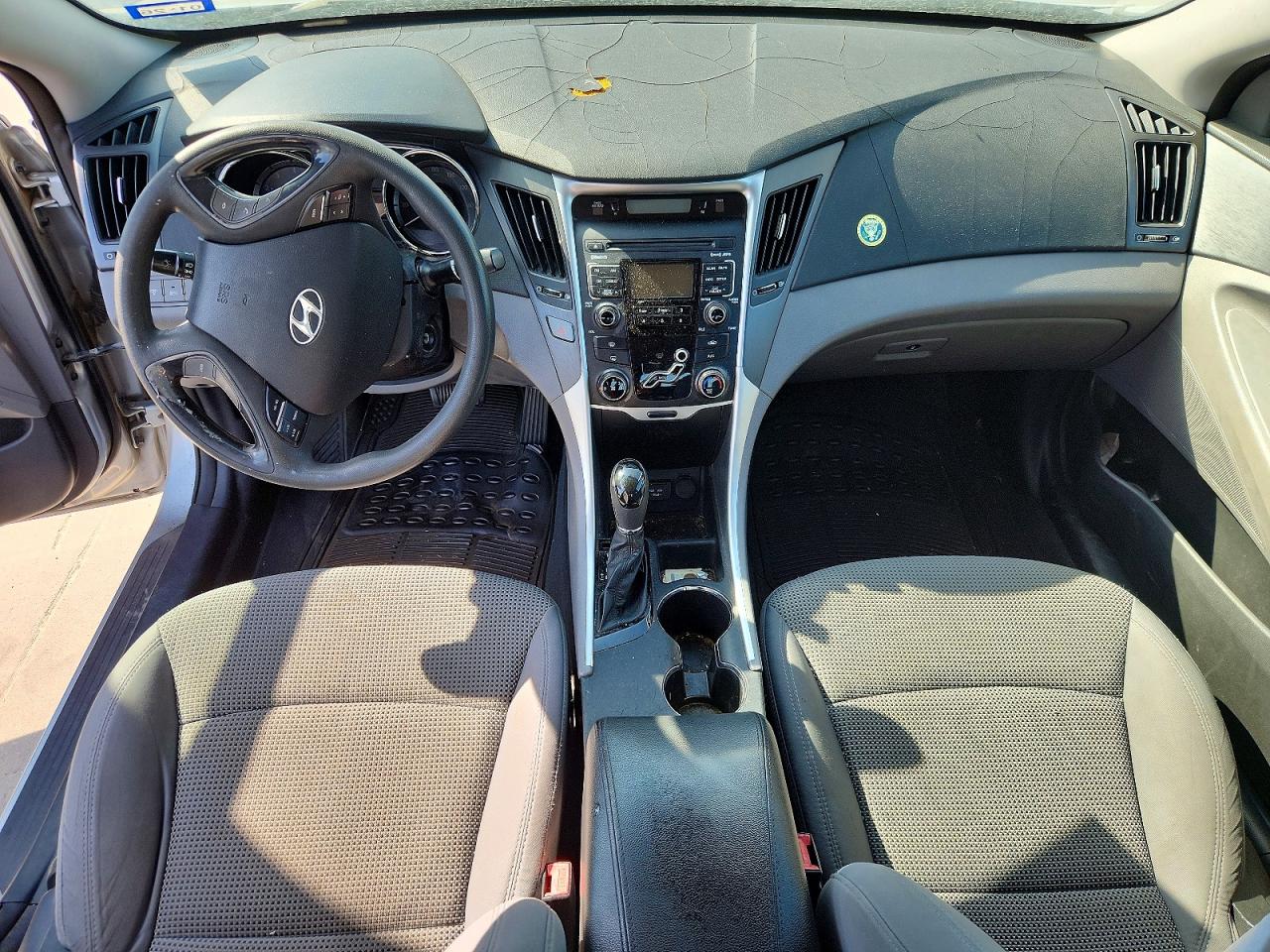 2011 HYUNDAI SONATA