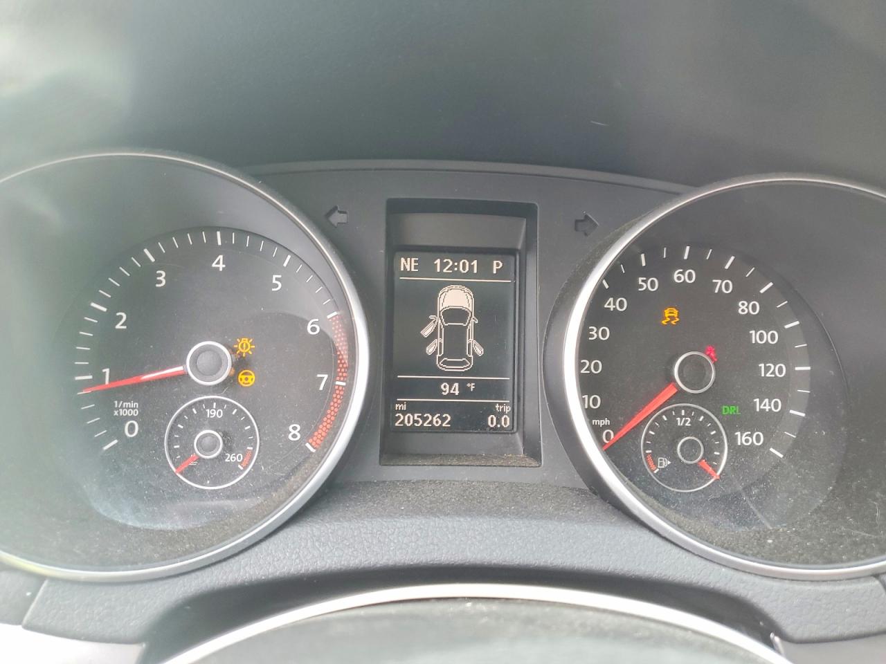 2013 VOLKSWAGEN GOLF