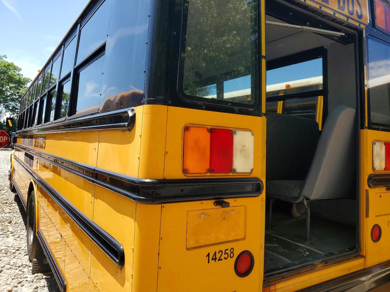 2008 THOMAS SAF-T-LINE