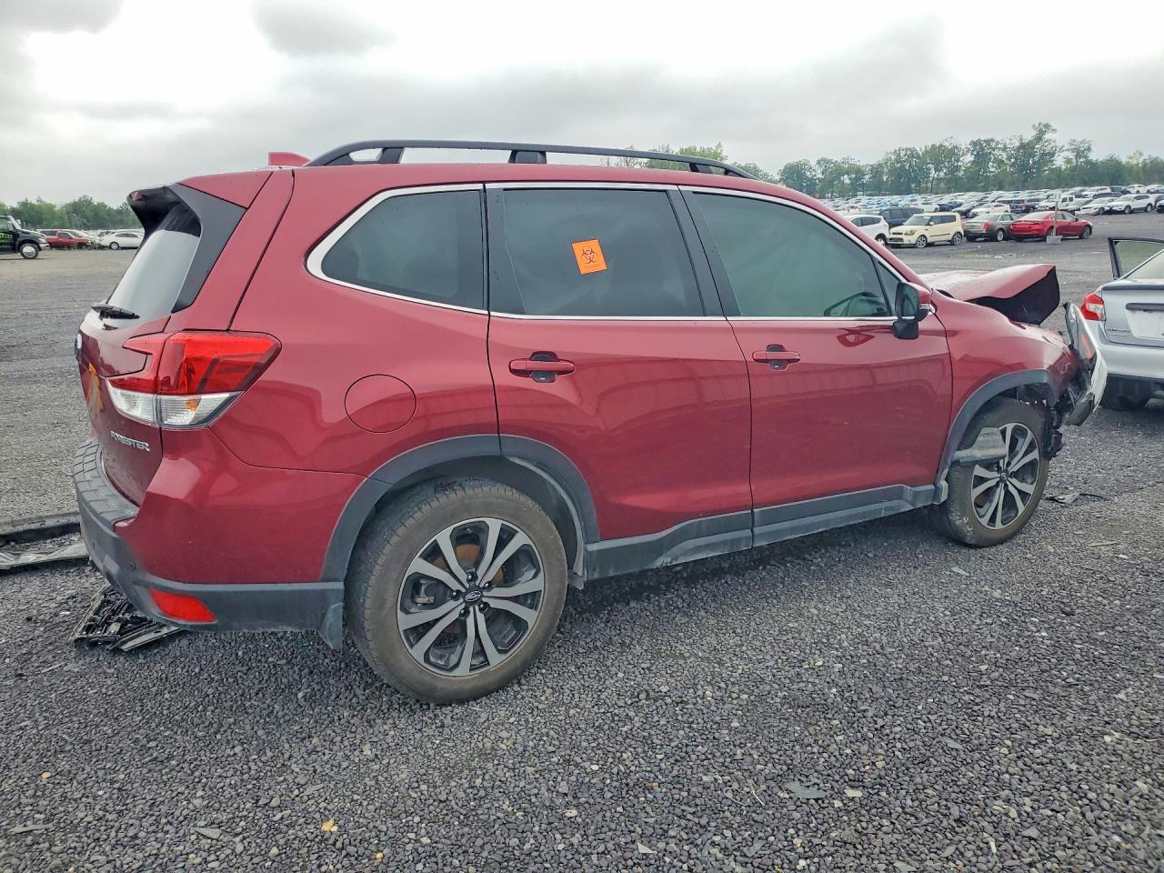 2022 SUBARU FORESTER
